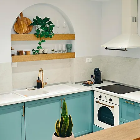 Stylish Modern Classic Apartment Thessaloniki